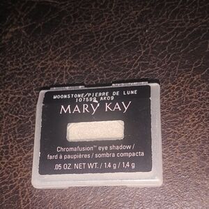 Mary Kay Chromafusion Eye Shadow in Moonstone